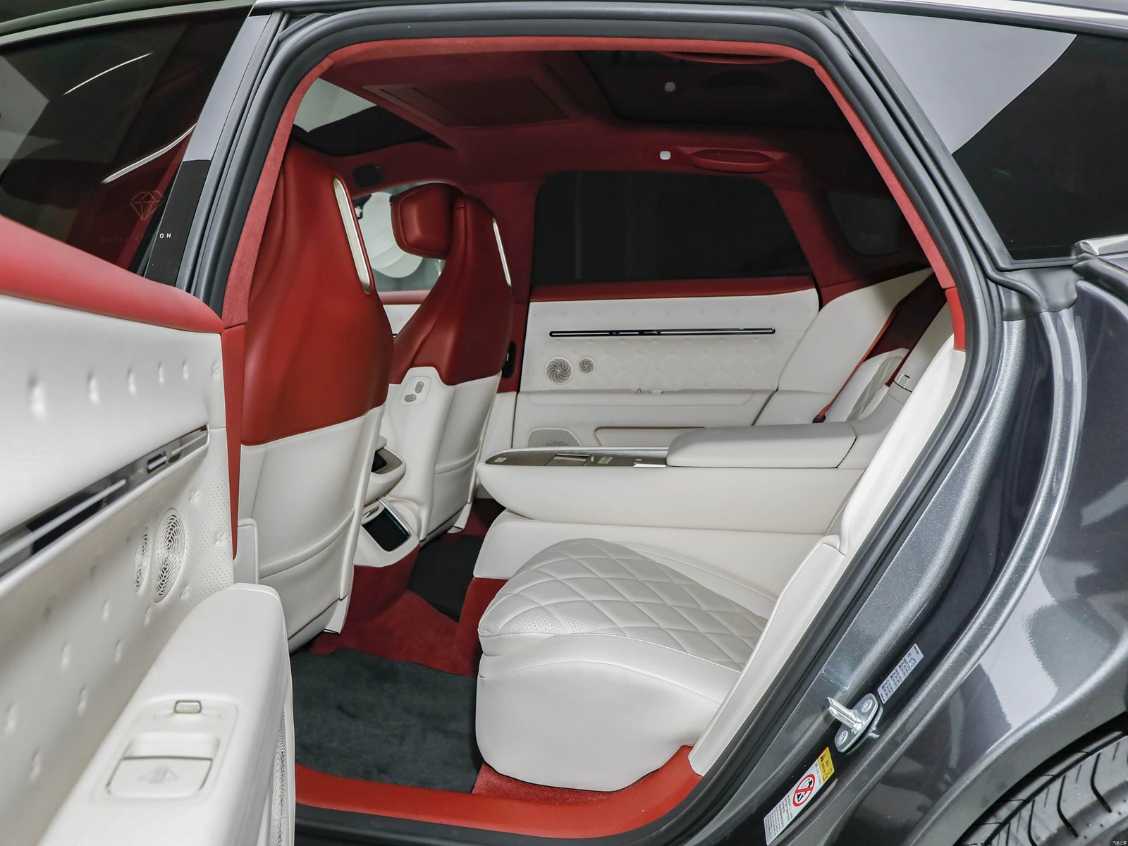 Avatr 12 — Interior