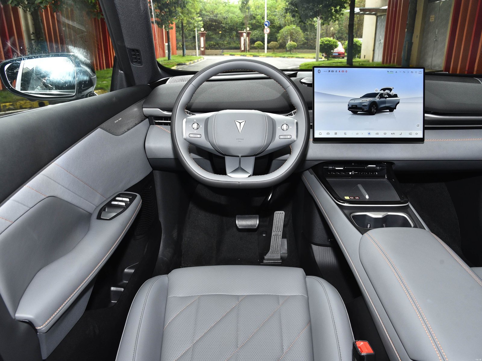 Deepal S05 — Cockpit