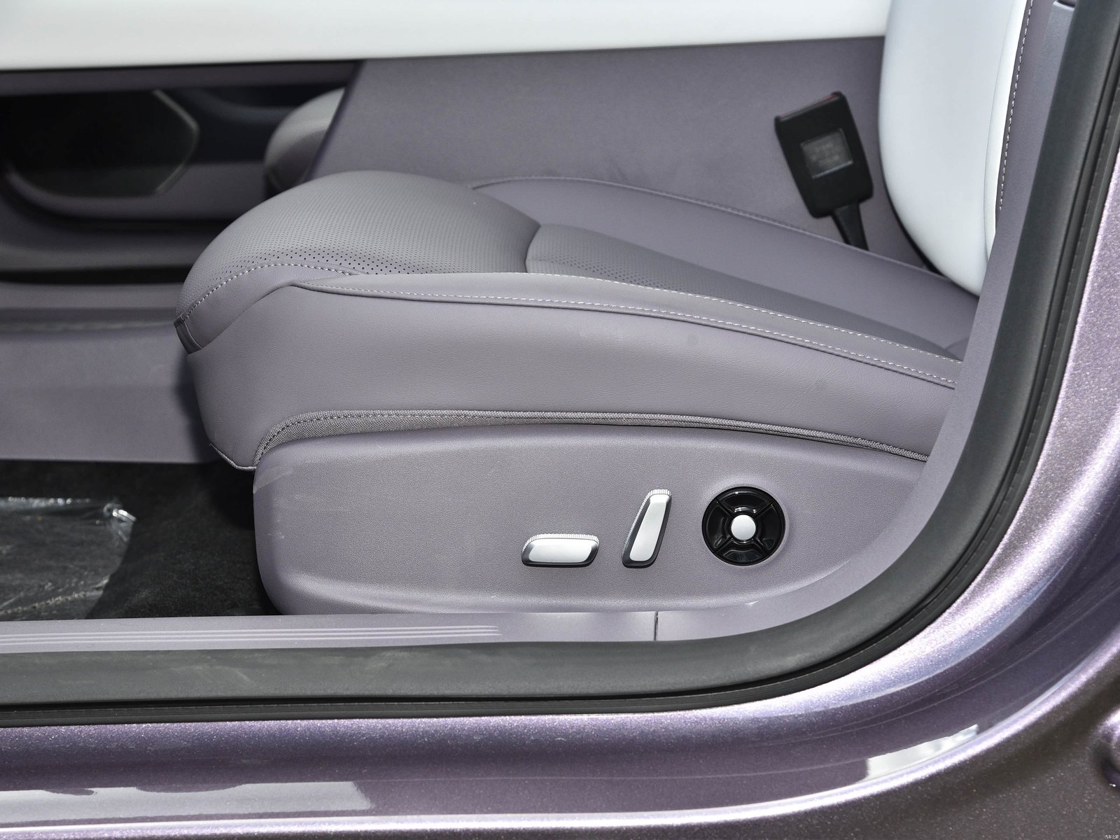 Qiyuan A06 — Interior