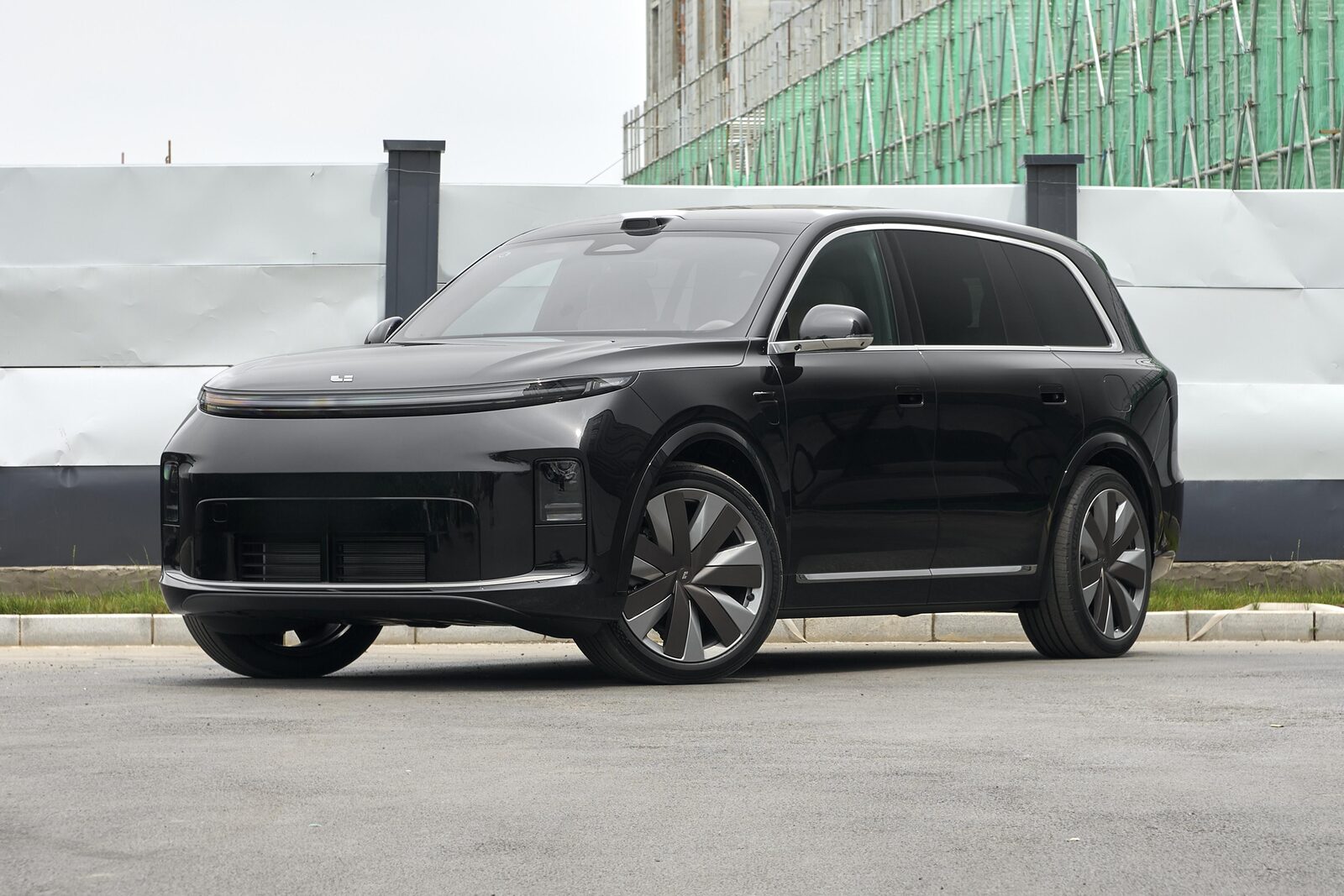 Li Auto L9 — official exterior